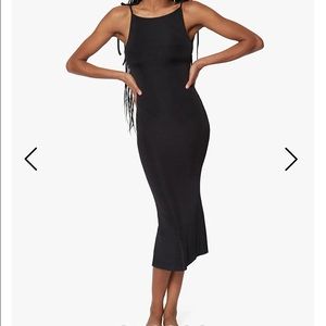 NWT WEWOREWHAT/DB BLACK Slinky dress. SIZE XL.